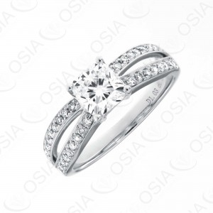 18 KARAT DIAMOND RING