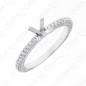 18 KARAT DIAMOND RING